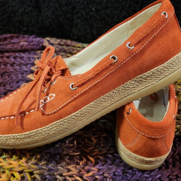 Geox Size 9 Orange - Picture 3 of 3